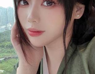 九言带来的写真精选，剧情折射出无尽的创意与生活的真实面纱