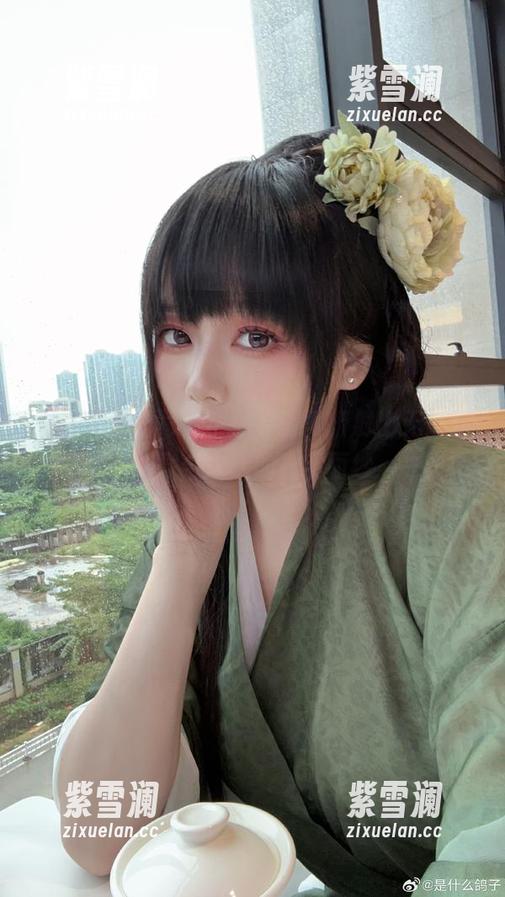 九言带来的写真精选，剧情折射出无尽的创意与生活的真实面纱