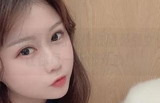 想要温暖的福利吗？依依超级懒女仆写真让你每一天都开心！