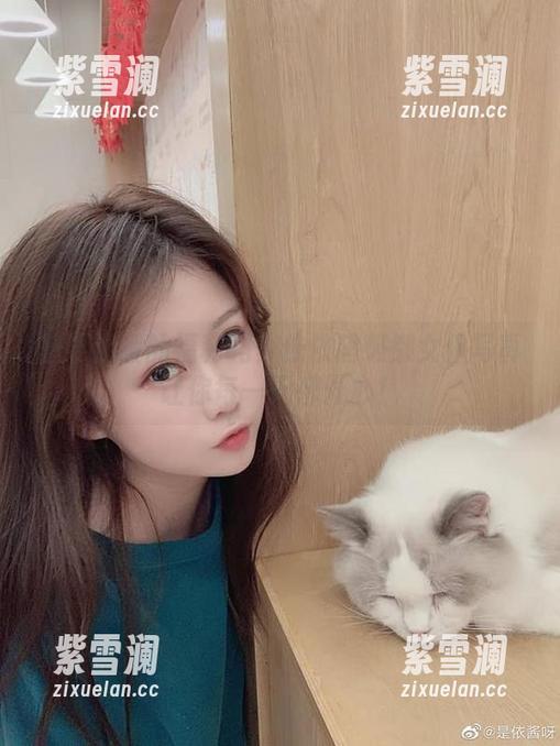 依依超级懒 想要温暖的福利吗?依依超级懒女仆写真让你每一天都开心!