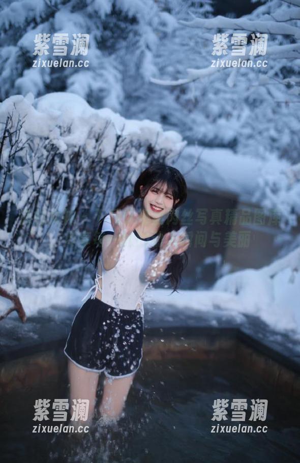 克拉女神-依娜丝 克拉女神 - 下载依娜丝肉丝写真精品图库,尽享每一帧的动人瞬间与美丽