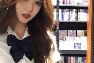 克拉女神 – 深入吕佳高跟鞋写真集，分享时尚与自信的瞬间