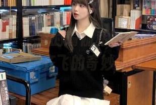 克拉女神 – 王睿的瑜伽私房作品，笑点和美感齐飞的奇妙体验