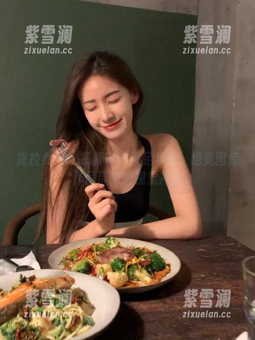 克拉女神-璇子 克拉女神 - 探索璇子双足斗艳:绝美图库作品带来的视觉冲击