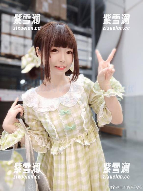 十万珍吱伏特 精致黑兔COS写真资源,尽在十万珍吱伏特的分享
