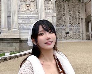 快来围观！卜呦的旗袍美图下载，让你心跳加速的秘密！