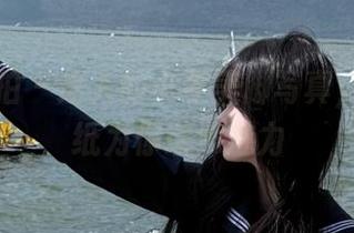 大生模拍 – 迷人的小菱美脚写真，完美壁纸为你增添魅力
