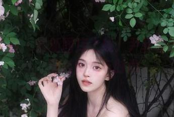 头条女神 – 最新图库上线：尹菲和服写真，穿越传统与时尚