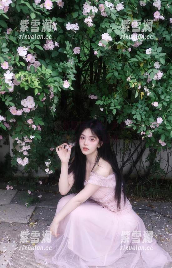 头条女神-尹菲 头条女神 - 最新图库上线:尹菲和服写真,穿越传统与时尚