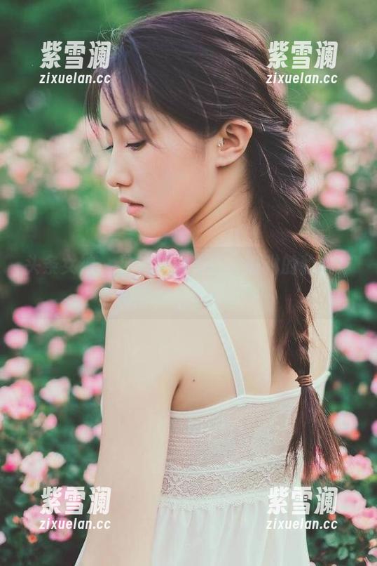 头条女神 - 独特视觉享受，琳琳的豹纹作品福利图片让你惊艳！