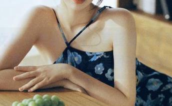 头条女神 – 放松心情，享受莫晓希最新写真更新！贵妃醉酒美图在等你！