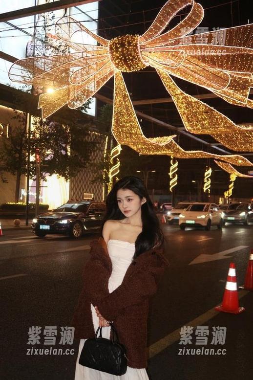 头条女神 - 心中の女神：蔡楠高清写真合集，为你呈现她独特的风格与韵味