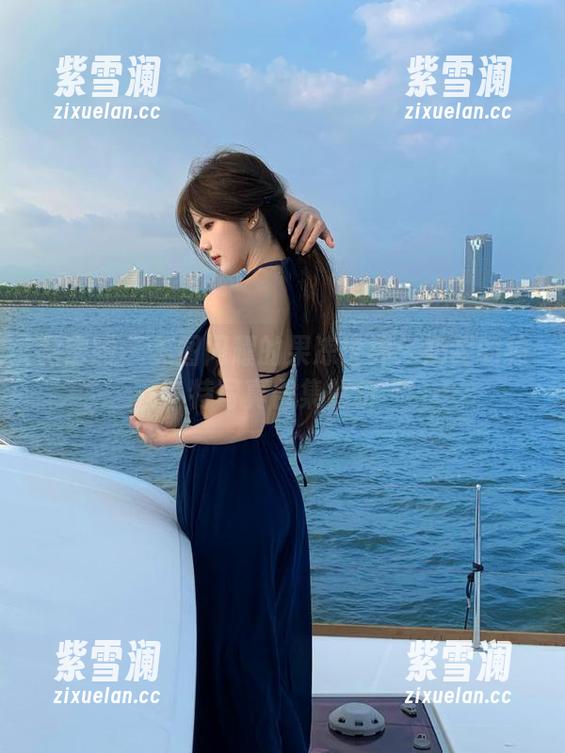 奶雯 微密圈 - 美图闪耀的果冻世界:奶雯的独特写真合集解析