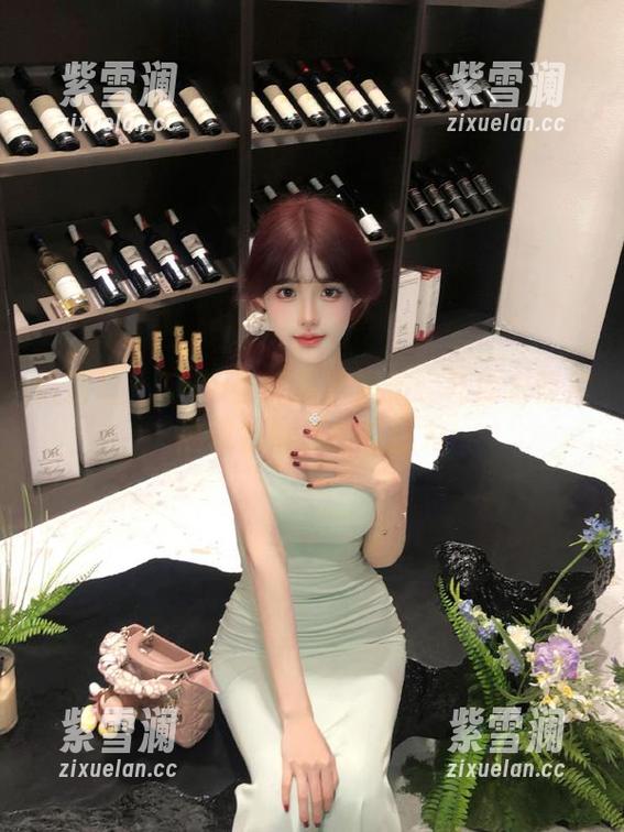 妖精社-Tina 妖精社 - Tina全新写真发布:死库水照片展现独特风格与魅力