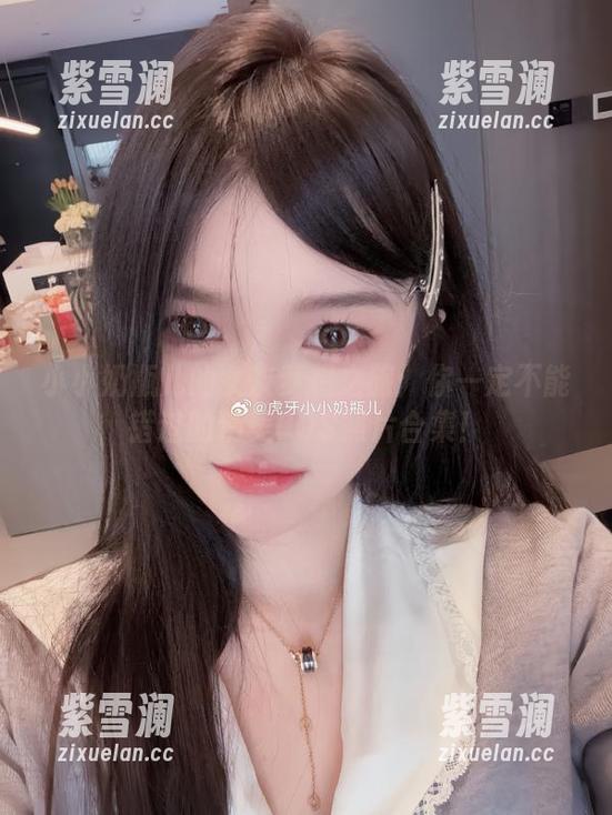 小小奶瓶儿 小小奶瓶儿的女友梦想之旅:你一定不能错过的精美COS照片合集!