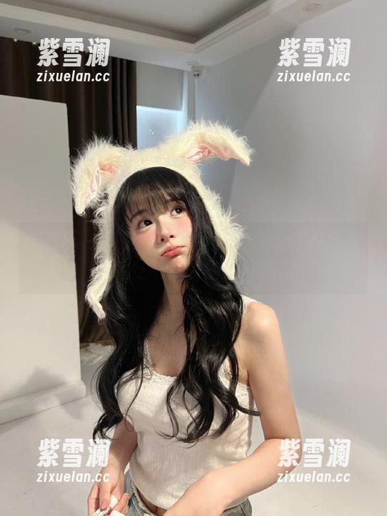 微密圈 - 探索小玉吃果冻的眼镜作品全集：感受不一样的视觉盛宴