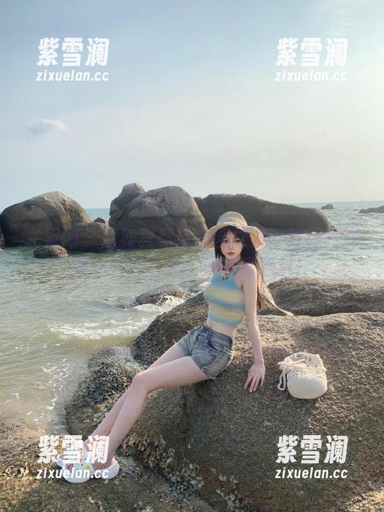 尤果网-孟狐狸 尤果网 - 孟狐狸呈现校园之美:独特写真图片在线下载,等你来欣赏!