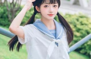 尤果网 – 下载田梓茵精美棉袜写真，感受不一样的时尚与舒适，完全免费