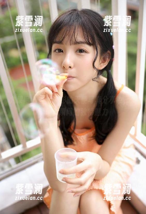 尤果网-谭晓彤 尤果网 - 在谭晓彤的天使写真分享中,发现每个瞬间的独特魅力