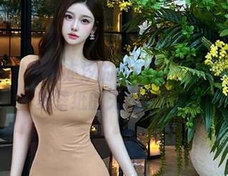 尤果网 – 在颜亦汐的吊带写真中寻找到完美壁纸的无限可能！