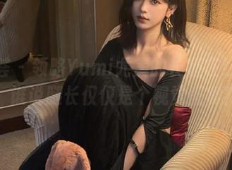 尤蜜荟 – 领略Yumi尤美的长腿在线作品，谁说腿长仅仅是个视觉盛宴？