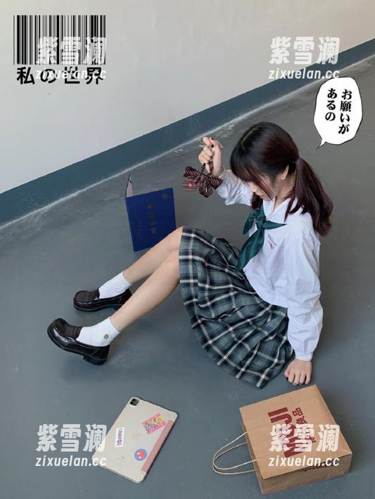 希希Gina 微密圈 - 透视希希Gina的无圣光世界:第一部分,图片解读背后的故事与情感!