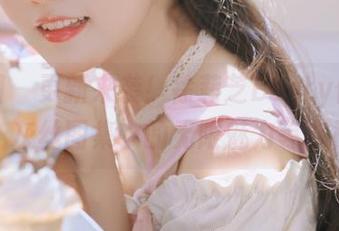 微密圈 – 更新来袭！徐莉芝Booty倾情奉献：灰丝图集中的无限魅力等你探索