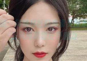 肆意绽放：抖娘利世的高清美图系列，野猫风格尽显狂野魅力