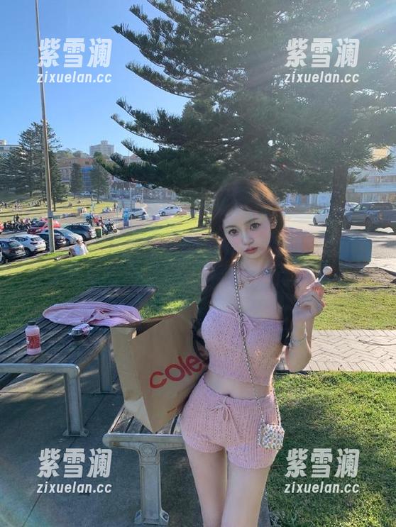 推女神-施忆佳Kitty酱 推女神 - 完美身姿的展现:施忆佳Kitty酱瑜伽写真合集分享给每位热爱生活的人