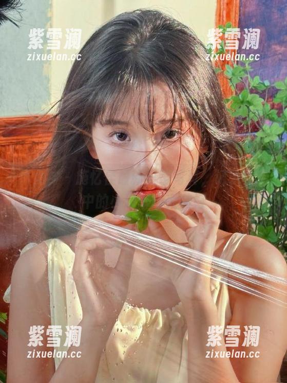 推女神 - 施忆佳最新日常写真，记录生活中的小确幸与大美好