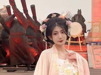 睡衣背后的故事：星澜想来杯珍珠奶茶作品集与资源解析