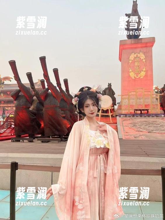 星澜想来杯珍珠奶茶 睡衣背后的故事:星澜想来杯珍珠奶茶作品集与资源解析