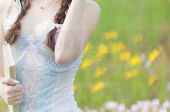 星颜社 – 感受Sukki的短裙私拍图集带来的甜美与活力