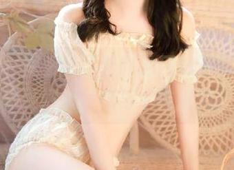 微密圈 – 探索是可馨吖的网袜写真系列，感受细腻美感与个性魅力！