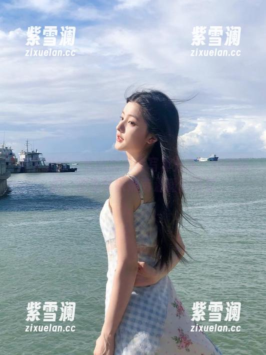 月下摄影-恰恰 月下摄影 - 恰恰的毛衣写真分享:穿着它们,你也可以拥有温暖的日常