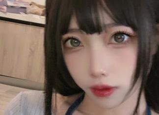 探索杏仁曲奇的瑜伽姐姐，下载她的独特作品集，快乐每一天！