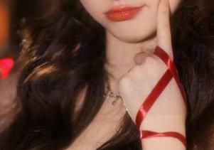 果团网 – 高清下载，让little贝壳喵妹妹的写真带你进入梦幻世界！