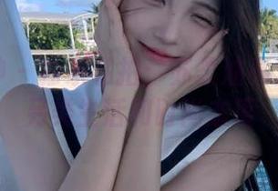 梦丝女神 – 独家私拍：苏柔油亮套图演绎另类生活和时尚态度