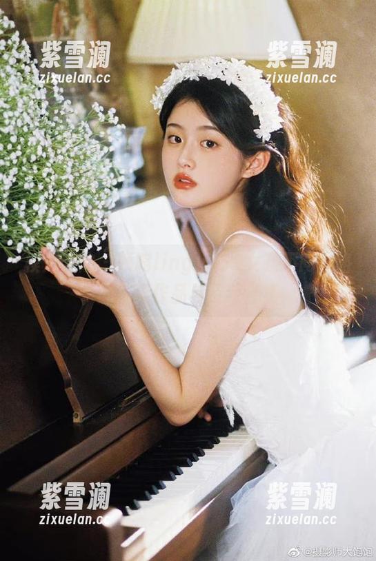 模范学院-lingyu69 模范学院 - 领略lingyu69女孩不同风格的写真作品与资源合集