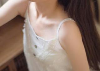 模范学院 – 探索任莹樱Jenny黑色写真：无圣光呈现独特视觉盛宴图片