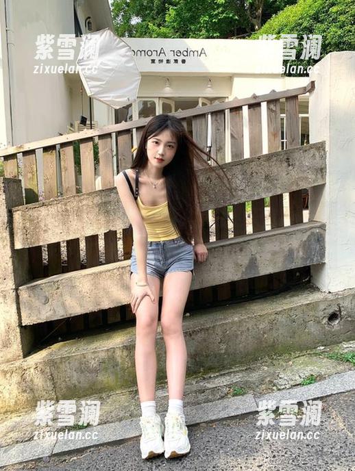 模范学院-艾希儿 模范学院 - 发现艾希儿女孩的无限可能,定制图集带来前所未有的视觉盛宴!