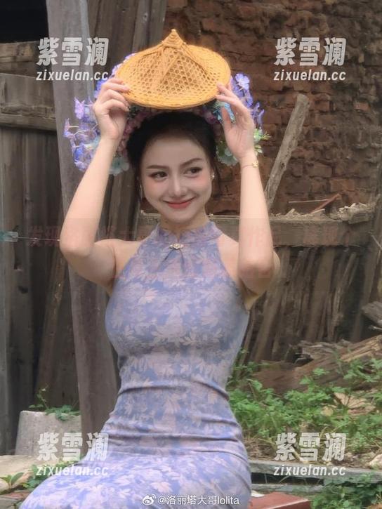 洛丽塔大哥 发现洛丽塔大哥的短裤写真作品,展现个性与生活的完美结合