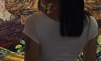 在洛丽塔大哥的内衣写真中，感受优雅与性感的完美套图