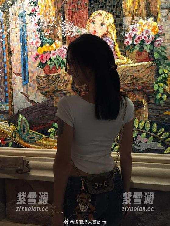 洛丽塔大哥 在洛丽塔大哥的内衣写真中,感受优雅与性感的完美套图