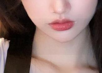 免费获取“清颜真德秀”图包，探索“阿狸护士”的摄影之美！