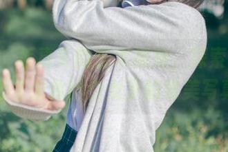 感受神楽坂真冬的艺术视角，探索电子相册《未体验少女》的唯美写真