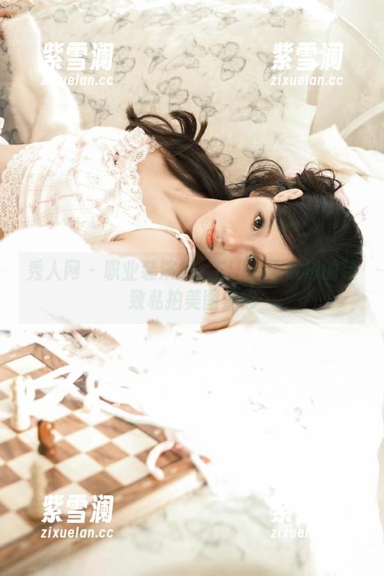 秀人网-Elise谭晓彤 秀人网 - 职业装演绎:Elise谭晓彤的精致私拍美图集锦