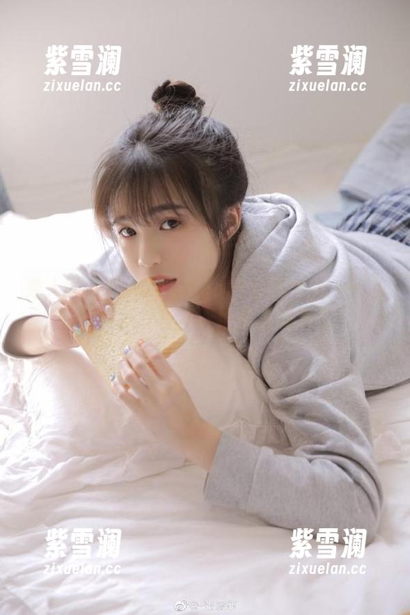 秀人网-LindaLinda 秀人网 - LindaLinda白衬衫全集——下载她的可爱写真,给你满满幸福!