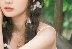 秀人网 – 走近Mina米娜女王的世界：她的美图合集即将惊艳你的视觉！