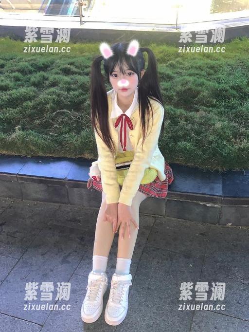 秀人网 - 探索伍晓丽Shirley的水手服魅力，超清原图一次看个够，快来围观！